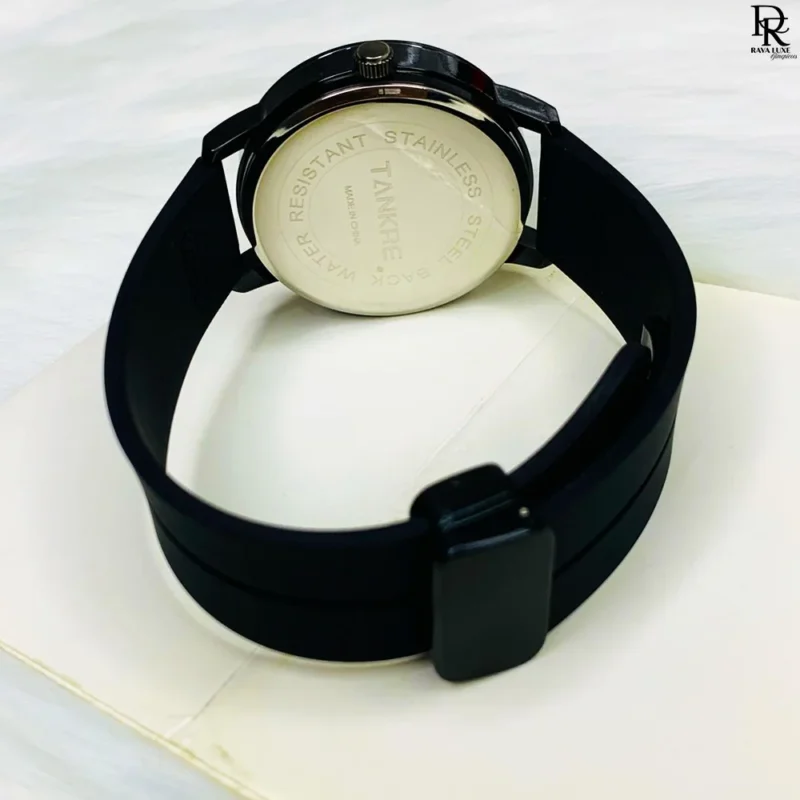 rotating dial watch Pakistan, trendy rubber strap watch, stylish men’s watch 2025, rotating bezel wristwatch, affordable fashion watch, China assembled watches, premium sporty watch