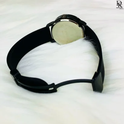 rotating dial watch Pakistan, trendy rubber strap watch, stylish men’s watch 2025, rotating bezel wristwatch, affordable fashion watch, China assembled watches, premium sporty watch